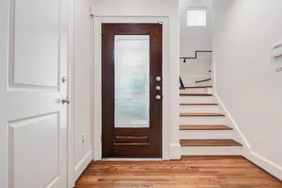 6873 Staffordshire Boulevard, Houston, TX 77030 - Photo 6