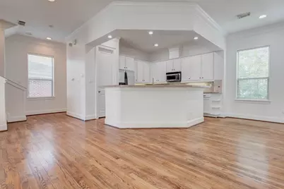 6873 Staffordshire Boulevard, Houston, TX 77030 - Photo 20