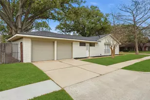 826 Kentucky St, Deer Park, TX 77536 - Photo 4