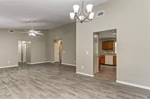 7750 Springville Dr, Houston, TX 77095 - Photo 10