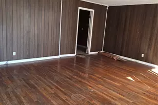 872 Lovers Ln, Houston, TX 77091 - Photo 4