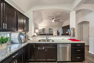 166 Doe Run Dr, Huntsville, TX 77320 - Photo 8