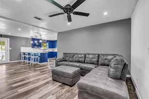 7476 S Fork Dr, Conroe, TX 77303 - Photo 10