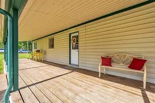 7476 S Fork Dr, Conroe, TX 77303 - Photo 4