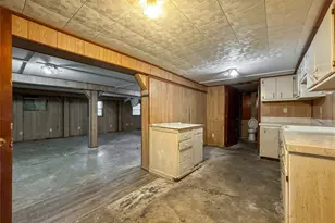 1045 12th St, Dickinson, TX 77539 - Photo 14