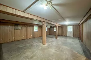 1045 12th St, Dickinson, TX 77539 - Photo 16