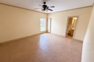 7945 Laurelwood St, Beaumont, TX 77707 - Photo 4