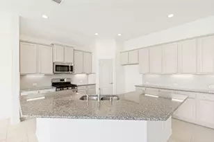 10234 Humphreys Grn Dr, Rosharon, TX 77583 - Photo 10