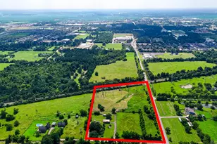 922 Agg Rd, Tomball, TX 77375 - Photo 14