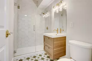 1400 Hermann Dr, Houston, TX 77004 - Photo 8