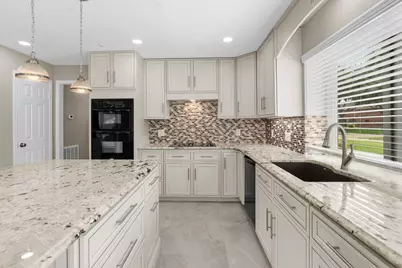 75 Stalybridge Street, Sugar Land, TX 77479 - Photo 12