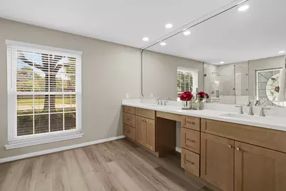 75 Stalybridge Street, Sugar Land, TX 77479 - Photo 10