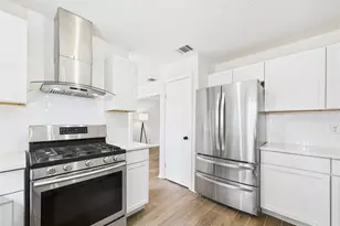 15022 Waybridge Dr, Houston, TX 77062 - Photo 14