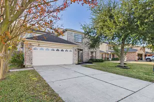 15022 Waybridge Dr, Houston, TX 77062 - Photo 2