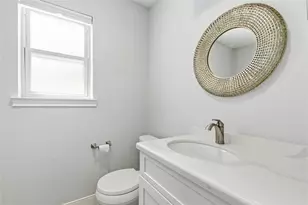 512 Chalmette St, League City, TX 77573 - Photo 40