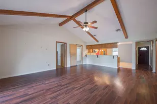 504 Walnut St, Waller, TX 77484 - Photo 8