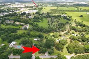 504 Walnut St, Waller, TX 77484 - Photo 26