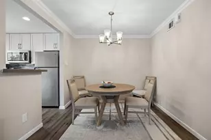 1311 Antoine Dr, Houston, TX 77055 - Photo 4