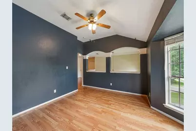 25719 Bearborough Drive, Spring, TX 77386 - Photo 16