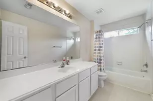 25719 Bearborough Dr, Spring, TX 77386 - Photo 18