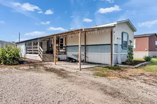 8802 Los Robles Ave, Alvin, TX 77511 - Photo 1