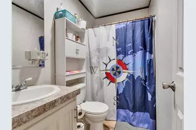 8802 Los Robles Avenue, Alvin, TX 77511 - Photo 28