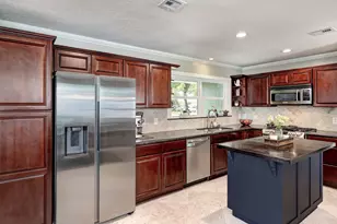 722 Azaleadell Dr, Houston, TX 77018 - Photo 10