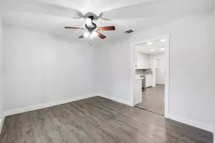 8222 Bairnsdale Ln, Houston, TX 77070 - Photo 12