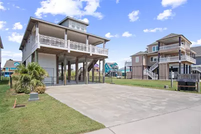 1977 Royalville Court, Crystal Beach, TX 77650 - Photo 1