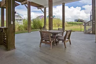 1977 Royalville Ct, Crystal Beach, TX 77650 - Photo 48