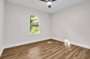 5945 Sinclair Dr, Montgomery, TX 77316 - Photo 14