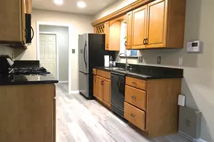 9307 Val Verde St, Houston, TX 77063 - Photo 6