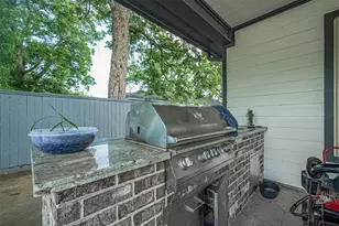 9534 Irby St, Houston, TX 77088 - Photo 42