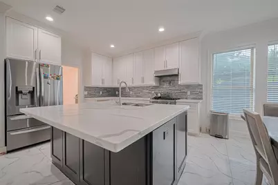 9534 Irby Street, Houston, TX 77088 - Photo 10