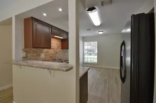 2755 Foliage Green Dr, Houston, TX 77339 - Photo 8