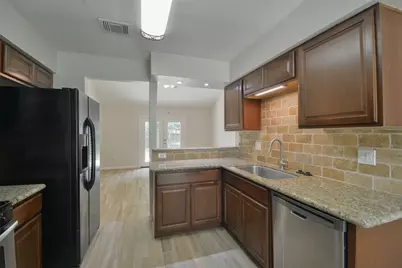 2755 Foliage Green Drive, Houston, TX 77339 - Photo 10