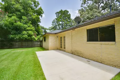 2755 Foliage Green Drive, Houston, TX 77339 - Photo 18