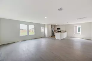 10824 Red Orchid Dr, Houston, TX 77016 - Photo 6