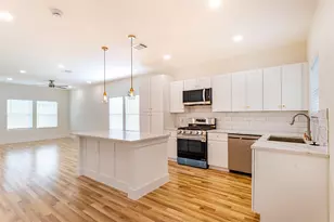 8923 De Priest St, Houston, TX 77088 - Photo 8