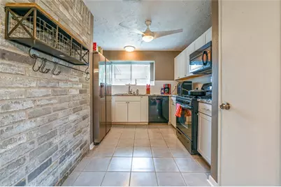 2630 Hollymist Drive, Houston, TX 77084 - Photo 10