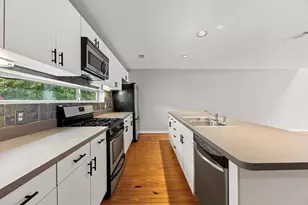 913 Robin St, Houston, TX 77019 - Photo 8