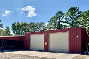 17 Mosley Ln, Huntsville, TX 77320 - Photo 2