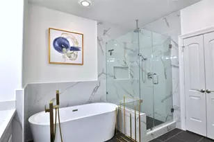 3446 Clearview Villa Way, Houston, TX 77025 - Photo 18