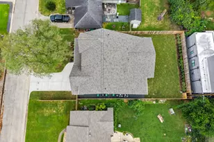9621 Larston St, Houston, TX 77055 - Photo 4