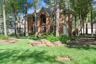 19 Lantana Trail, The Woodlands, TX 77382 - Photo 2