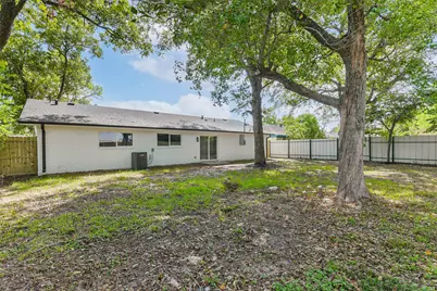 4110 Trail Lake Drive, Houston, TX 77045 - Photo 32