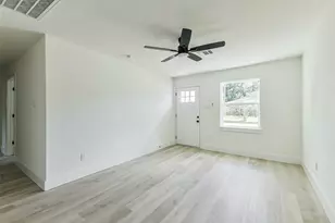 4110 Trail Lake Dr, Houston, TX 77045 - Photo 6