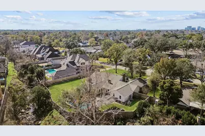 1610 Longacre Drive, Houston, TX 77055 - Photo 30