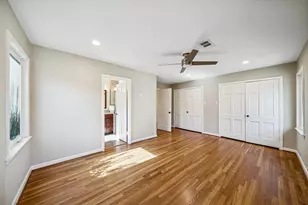 1610 Longacre Dr, Houston, TX 77055 - Photo 16