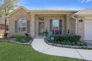 12726 Smokey Mountain Ct, Humble, TX 77346 - Photo 2